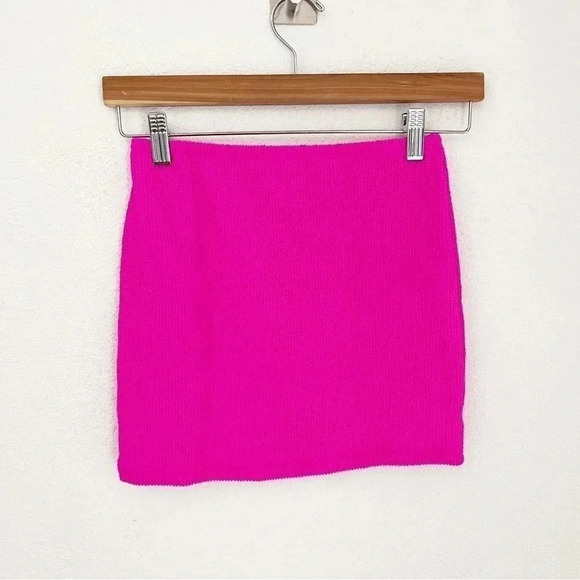 NWT Good American Hawaiian Pink Good Always Fits Swim Skirt, Size 1-2 (2) - Picture 10 of 10